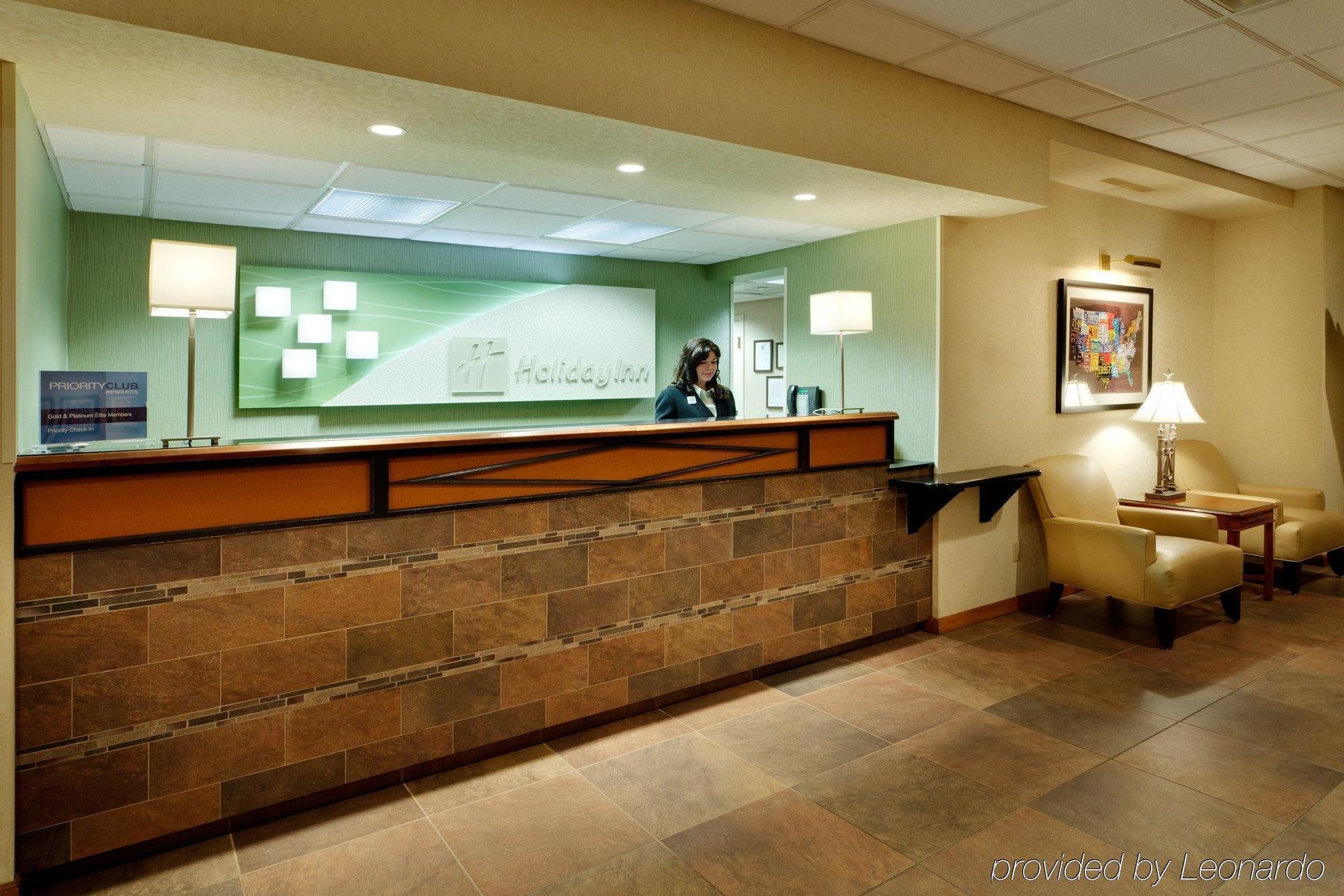 Holiday Inn Buffalo-Amherst Interior photo