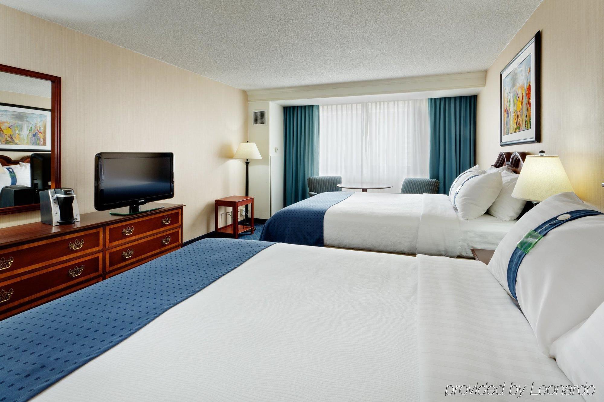 Holiday Inn Buffalo-Amherst Room photo