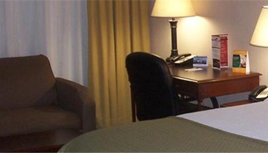 Holiday Inn Buffalo-Amherst Room photo